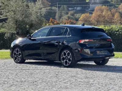 Vendo Opel Astra 2022 - 23990 EUR, 77000 km - AUTO.MOTO.pt