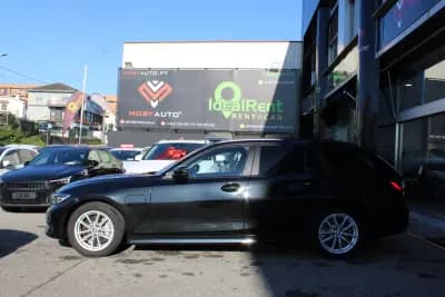 Sell BMW 330e 2021 - 26400 EUR, 93627 km - AUTO.MOTO.pt