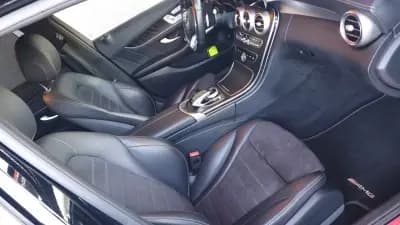 Vendo Mercedes-Benz C 300 2020 - 24999 EUR, 175000 km - AUTO.MOTO.pt