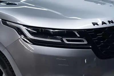 Vendo Land Rover Range Rover Velar 2025 - 55950 EUR, 51000 km - AUTO.MOTO.pt