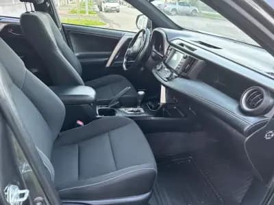 Sell Toyota RAV4 2017 - 28500 EUR, 127120 km - AUTO.MOTO.pt