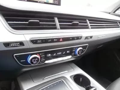 Sell Audi Q7 2016 - 45000 EUR, 155902 km - AUTO.MOTO.pt