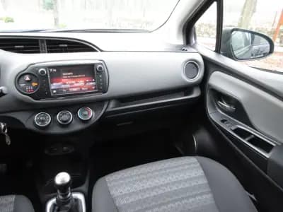 Vendo Toyota Yaris 2016 - 12990 EUR, 151000 km - AUTO.MOTO.pt