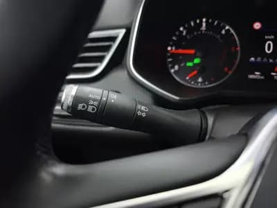 Sell Renault Clio 2020 - 13450 EUR, 185157 km - AUTO.MOTO.pt