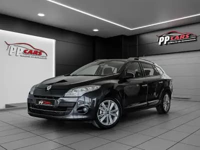 Vendo Renault Mégane Sport Tourer 2009 - 10450 EUR, 160000 km - AUTO.MOTO.pt