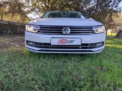 Sell Volkswagen Passat 2016 - 14500 EUR, 181600 km - AUTO.MOTO.pt