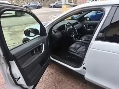 Sell Land Rover Discovery Sport 2016 - 22500 EUR, 178000 km - AUTO.MOTO.pt