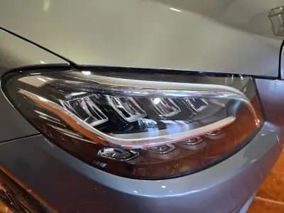 Vendo Mercedes-Benz C 300 2020 - 30980 EUR, 98799 km - AUTO.MOTO.pt