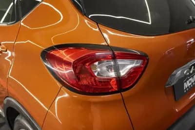 Vendo Renault Captur 2015 - 13900 EUR, 68386 km - AUTO.MOTO.pt