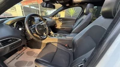 Sell Jaguar XE 2017 - 16990 EUR, 190000 km - AUTO.MOTO.pt