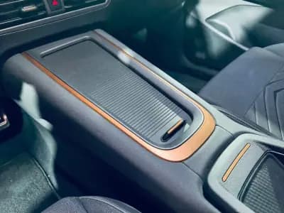 Vendo Cupra Born 2022 - 35990 EUR, 26601 km - AUTO.MOTO.pt