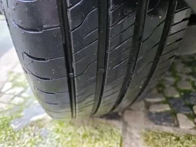 Sell Volkswagen Golf 2006 - 4999 EUR, 168497 km - AUTO.MOTO.pt