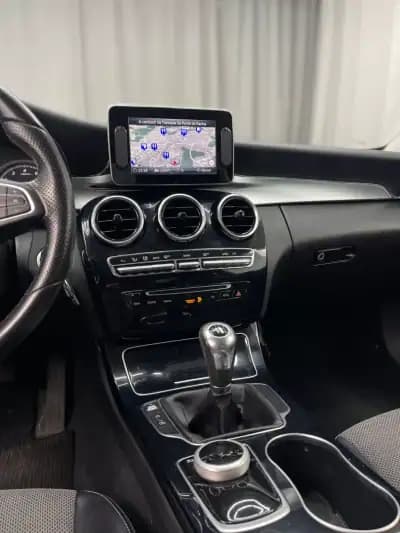 Vendo Mercedes-Benz C 180 2016 - 21999 EUR, 107000 km - AUTO.MOTO.pt