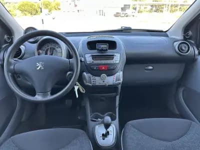 Sell Peugeot 107 2011 - 7990 EUR, 91000 km - AUTO.MOTO.pt