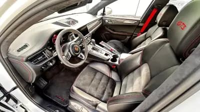 Sell Porsche Macan 2021 - 89500 EUR, 94000 km - AUTO.MOTO.pt