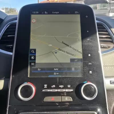 Vendo Renault Espace 2015 - 18950 EUR, 122067 km - AUTO.MOTO.pt