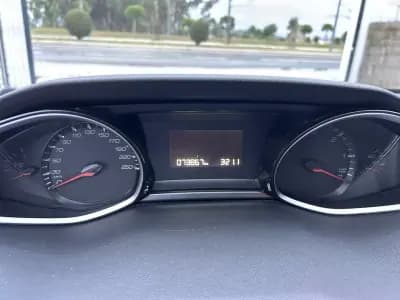 Sell Peugeot 308 2020 - 15500 EUR, 73870 km - AUTO.MOTO.pt