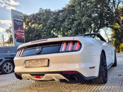 Vendo Ford Mustang 2015 - 37500 EUR, 159000 km - AUTO.MOTO.pt