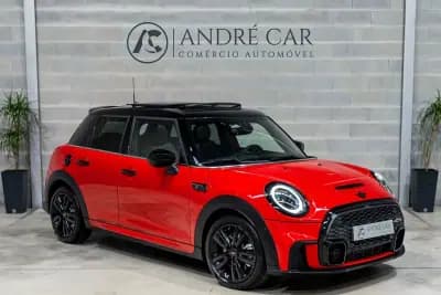 Vendo MINI 2021 - 26950 EUR, 34244 km - AUTO.MOTO.pt