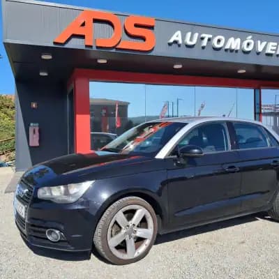 Sell Audi A1 Sportback 2012 - 10450 EUR, 206000 km - AUTO.MOTO.pt