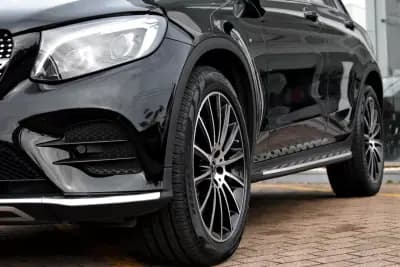 Sell Mercedes-Benz GLC 250 2017 - 36990 EUR, 179000 km - AUTO.MOTO.pt