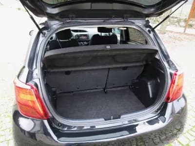 Vendo Toyota Yaris 2016 - 12990 EUR, 151000 km - AUTO.MOTO.pt