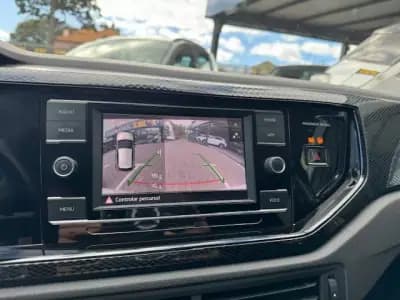 Vendo Volkswagen Polo 2022 - 18900 EUR, 75579 km - AUTO.MOTO.pt