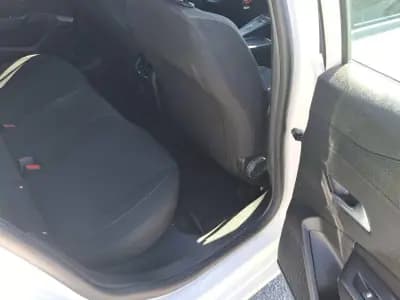 Vendo Peugeot 308 SW 2023 - 21990 EUR, 116470 km - AUTO.MOTO.pt