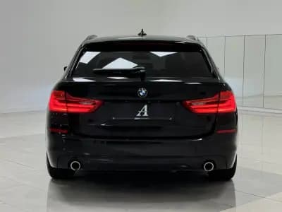 Vendo BMW 520 2018 - 24990 EUR, 153000 km - AUTO.MOTO.pt