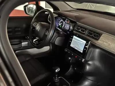 Sell Citroën C3 2022 - 17990 EUR, 57965 km - AUTO.MOTO.pt