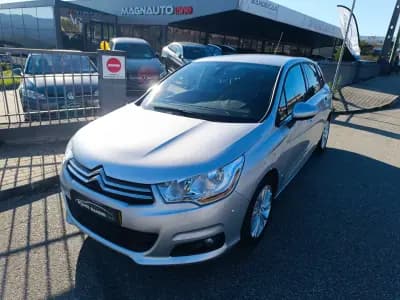 Vendo Citroën C4 2015 - 11500 EUR, 53000 km - AUTO.MOTO.pt