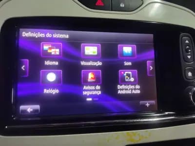 Vendo Renault Zoe 2019 - 10950 EUR, 82000 km - AUTO.MOTO.pt