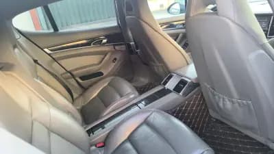 Vendo Porsche Panamera 2011 - 29900 EUR, 190000 km - AUTO.MOTO.pt