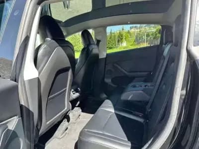 Vendo Tesla Model Y 2022 - 39999 EUR, 101000 km - AUTO.MOTO.pt