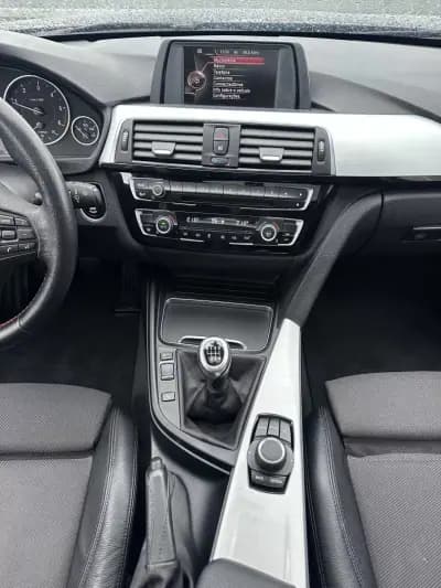 Sell BMW 320 2015 - 14900 EUR, 150000 km - AUTO.MOTO.pt