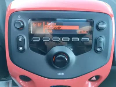 Vendo Citroën C1 Airscape 2014 - 7750 EUR, 120000 km - AUTO.MOTO.pt