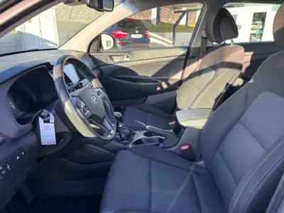 Sell Hyundai Tucson 2016 - 16990 EUR, 22755 km - AUTO.MOTO.pt