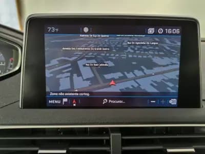 Vendo Peugeot 3008 2018 - 15992 EUR, 65181 km - AUTO.MOTO.pt