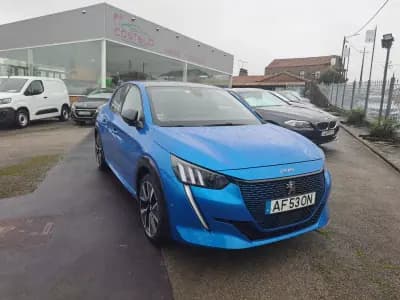 Sell Peugeot e-208 2021 - 16780 EUR, 61770 km - AUTO.MOTO.pt