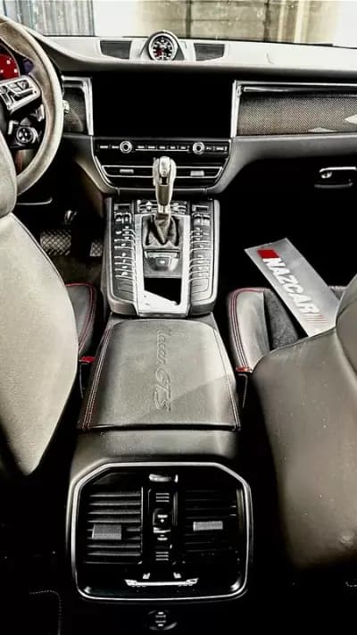 Sell Porsche Macan 2021 - 89500 EUR, 94000 km - AUTO.MOTO.pt