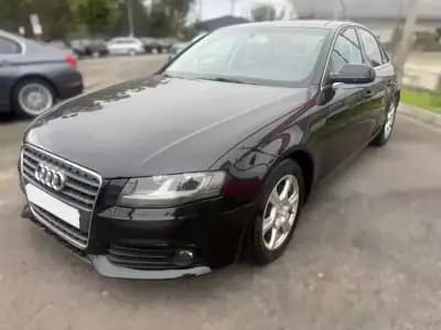 Vendo Audi A4 2011 - 13250 EUR, 222347 km - AUTO.MOTO.pt
