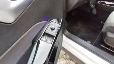 Sell Volkswagen ID.3 2020 - 19950 EUR, 82352 km - AUTO.MOTO.pt