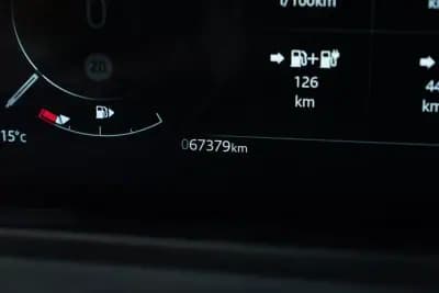 Vendo Land Rover Range Rover Velar 2021 - 52950 EUR, 67000 km - AUTO.MOTO.pt