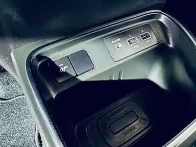 Vendo Renault Twingo 2020 - 12990 EUR, 73071 km - AUTO.MOTO.pt