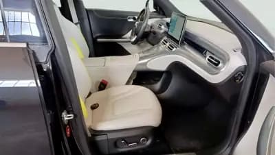 Vendo Smart 1 2023 - 28900 EUR, 33841 km - AUTO.MOTO.pt