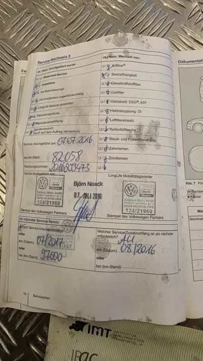 Vendo Volkswagen Cross Up! 2013 - 7750 EUR, 154338 km - AUTO.MOTO.pt