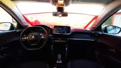 Sell Peugeot e-208 2021 - 17500 EUR, 49000 km - AUTO.MOTO.pt