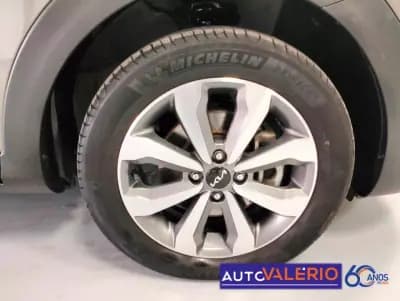 Sell Kia Stonic 2023 - 16950 EUR, 39477 km - AUTO.MOTO.pt