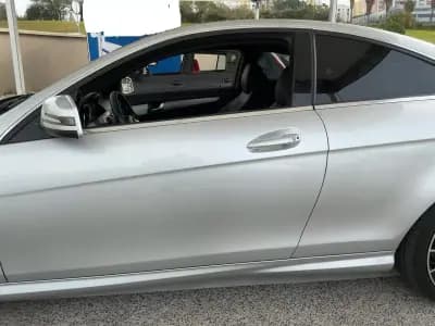 Vendo Mercedes-Benz C 250 2012 - 18900 EUR, 255100 km - AUTO.MOTO.pt