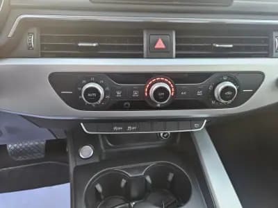 Vendo Audi A4 Avant 2018 - 22800 EUR, 104924 km - AUTO.MOTO.pt